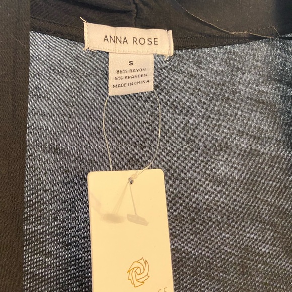 New with tags cardigan - Picture 3 of 4